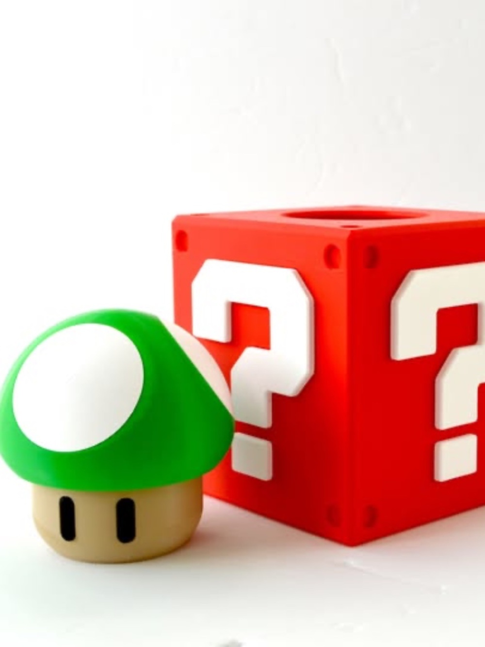 kleenex box cover 3D printed Nintendo Super Marion with 3' mushroom container